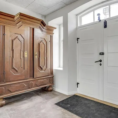 Niki - 15km From The Sea By Interhome