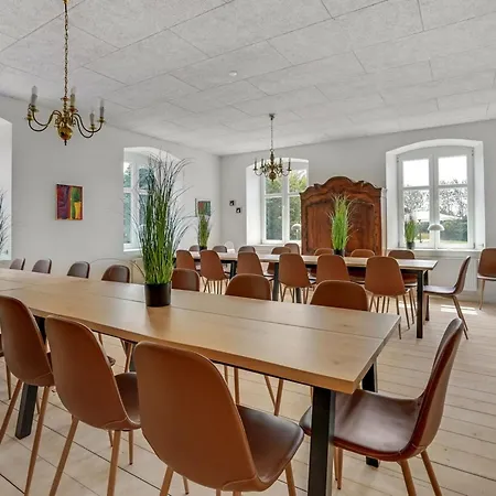 Niki - 15km From The Sea By Interhome *