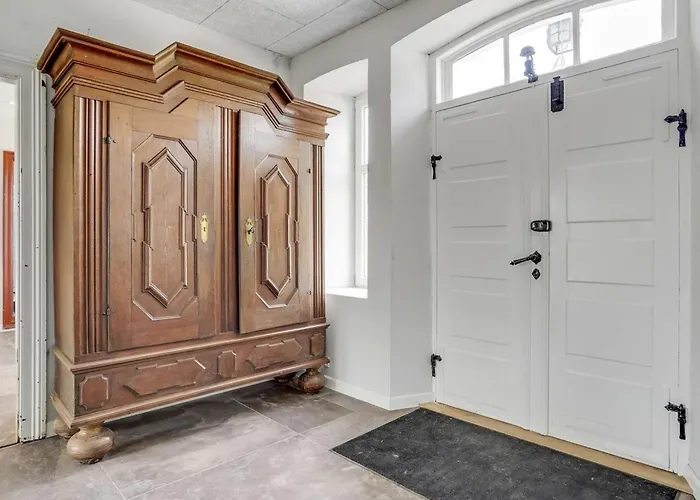 Niki - 15km From The Sea By Interhome